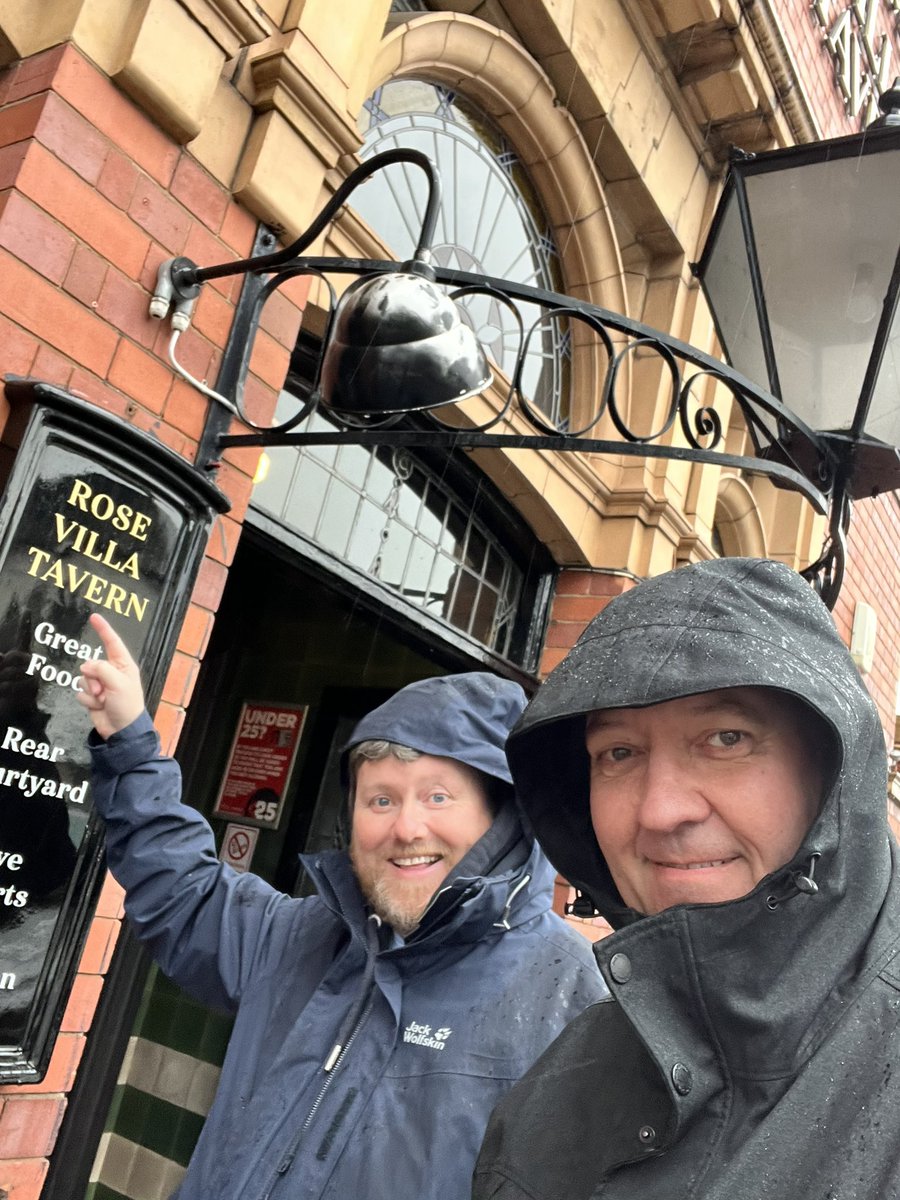 Marathonswift's tweet photo. Four more pubs ticked off and still raining with #JQBeerWeekend @JQBID #1000Trades #TheButtonFactory #TheRedLion #TheRoseVillaTavern
Five pubs and T-shirts already ran out 😞 https://t.co/HdpIWFi0tt