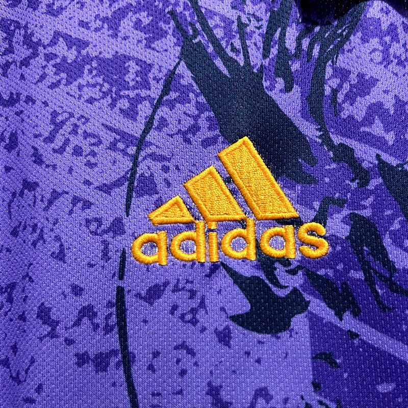 4kJerseys's tweet photo. 🤯Ya tenemos DISPONIBLE la edición especial del Real Madrid para la temporada 23/24.

‼️Pregúntanos sin compromiso y no te quedes sin la tuya. Tenemos. Mucho más de lo publicado, cualquier consulta háblanos!! https://t.co/JvQH5ynwVI