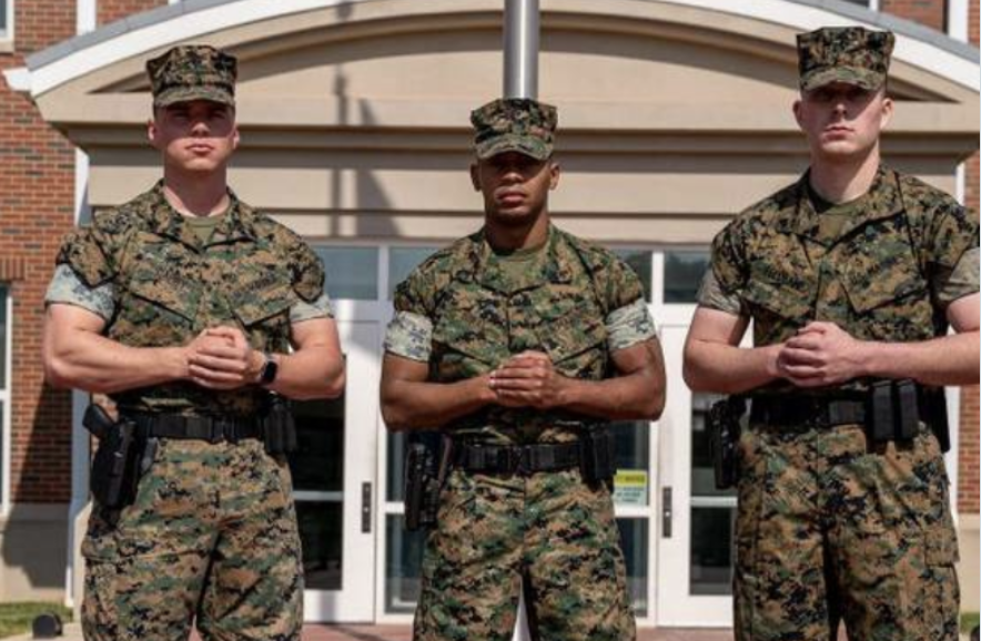 MarineCorpsIndy's tweet photo. RT USMarineCorps: As Marines, we are committed to not only serving our Nation but also our communities.

Semper Fi, Marines. https://t.co/VBjxfapG3c https://t.co/B1bXqus1Nr