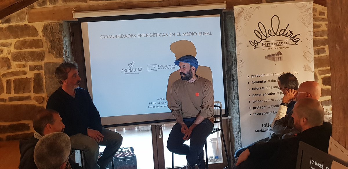 ortigacolectiva's tweet photo. Comienza en @LaLleldiria la jornada sobre soberanía energética como proceso comunitario con Alejandro de @asonautas y después nuestra compañera @mar_montesino sobre soberanía alimentaria y cría de  ganado ecológico 100% de pasto #incidenciapolitica #graciasaitorsara https://t.co/TBsxNX1ZJX