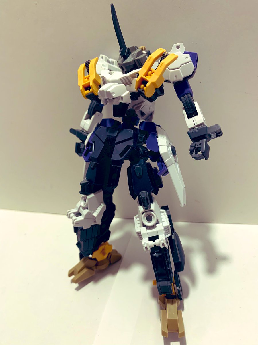 nekonikuHTZM's tweet photo. 30MMスパロボ進捗。
胸に獅子はロマン。ライオンに見えますかね?
見えたらラッキー。明日いい事があります。
・・僕に。
あとは必殺技。
『獅子の咆哮(ハウリングブラスター)』
誰ですか?ボルテッ○ー言うた人。
その通りです。
#30MM #30MMSSW https://t.co/UEnhT2CJAc