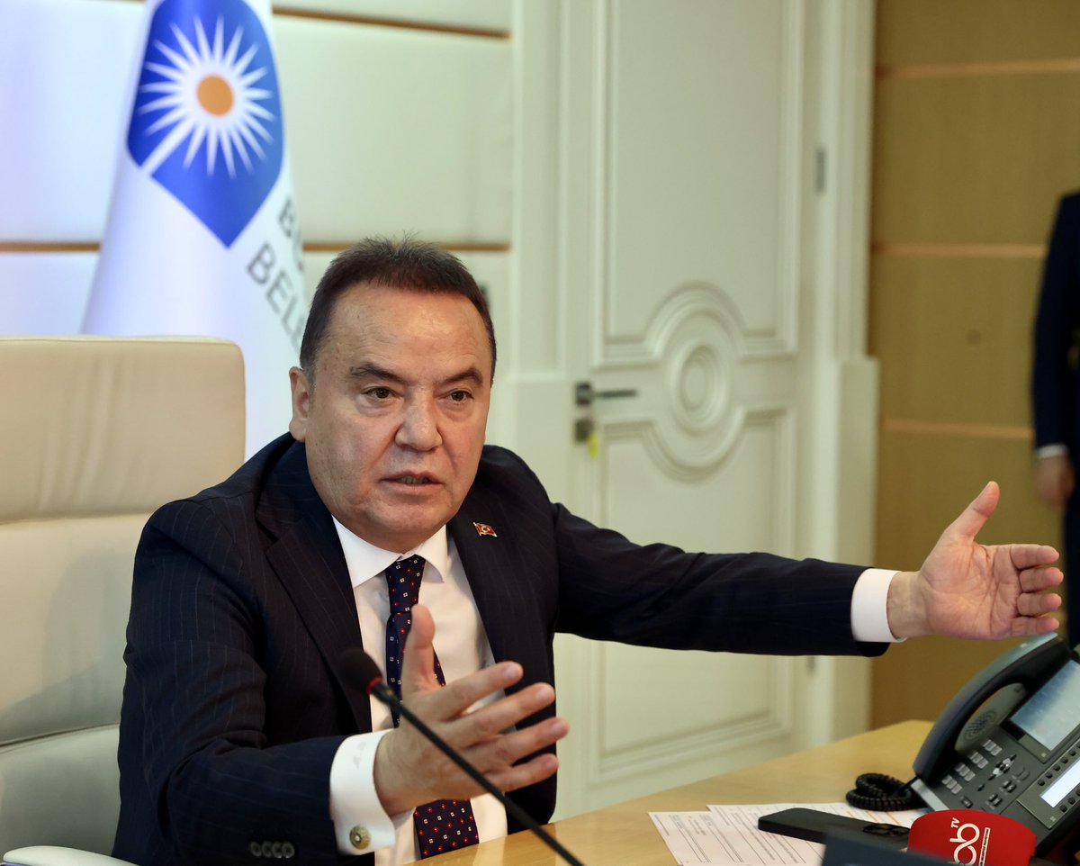 Muhittin Böcek