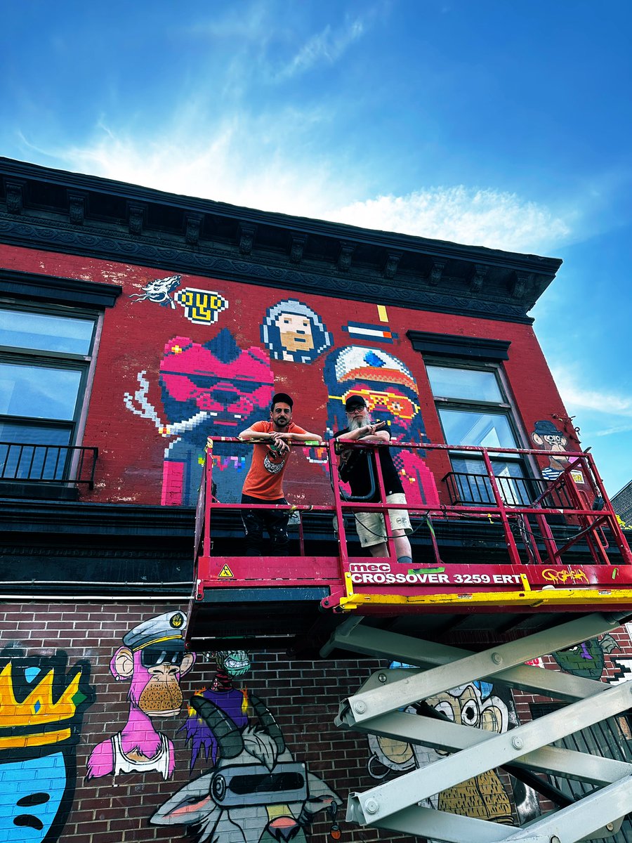 achimh's tweet photo. All the way up β¦ with the artist that created the world famous #NFThouse β¦ @LoroMasnah π
πΈ by @wiegimania ππΌ https://t.co/b5JcoU8aVo