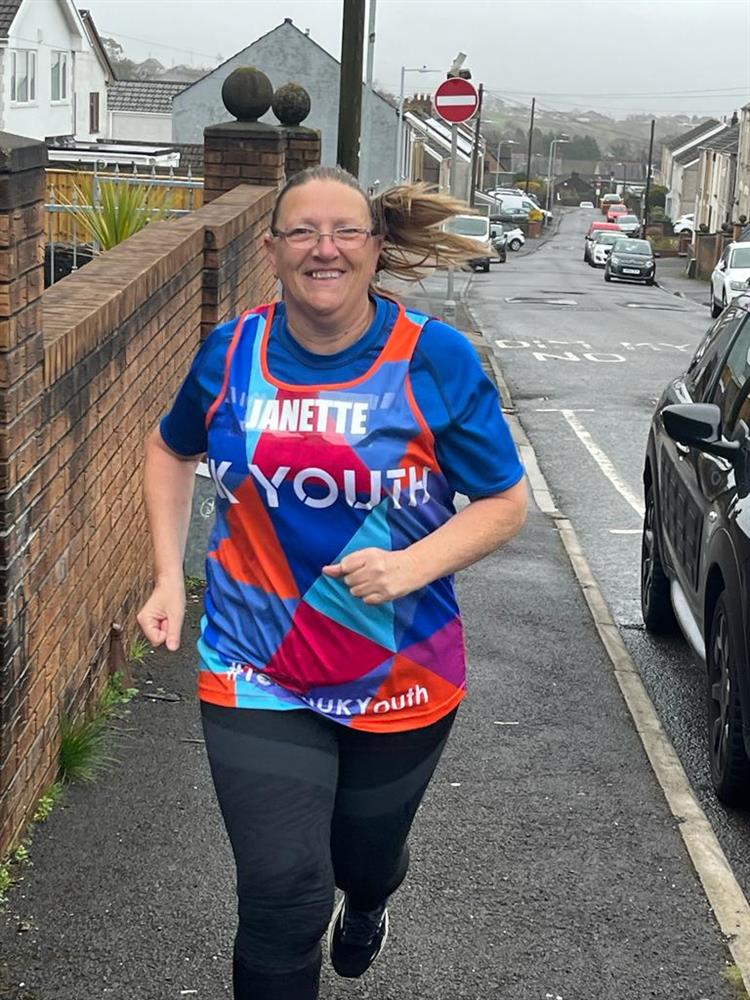 St Thomas Church, Swansea tweet media