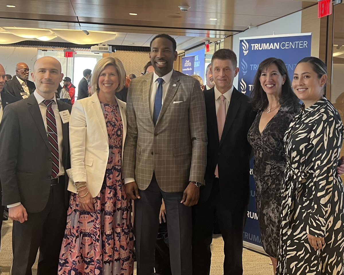 P_AlexanderCEO's tweet photo. Great discussion &amp; energy for the packed event today at @ATLChamber.
 
We’re all connected to each other &amp; the world in ways that have a deep, meaningful impact for #CityDiplomacy.
 
@andreforatlanta @cartercenter @KatieBizU https://t.co/AjX1F6TkdN