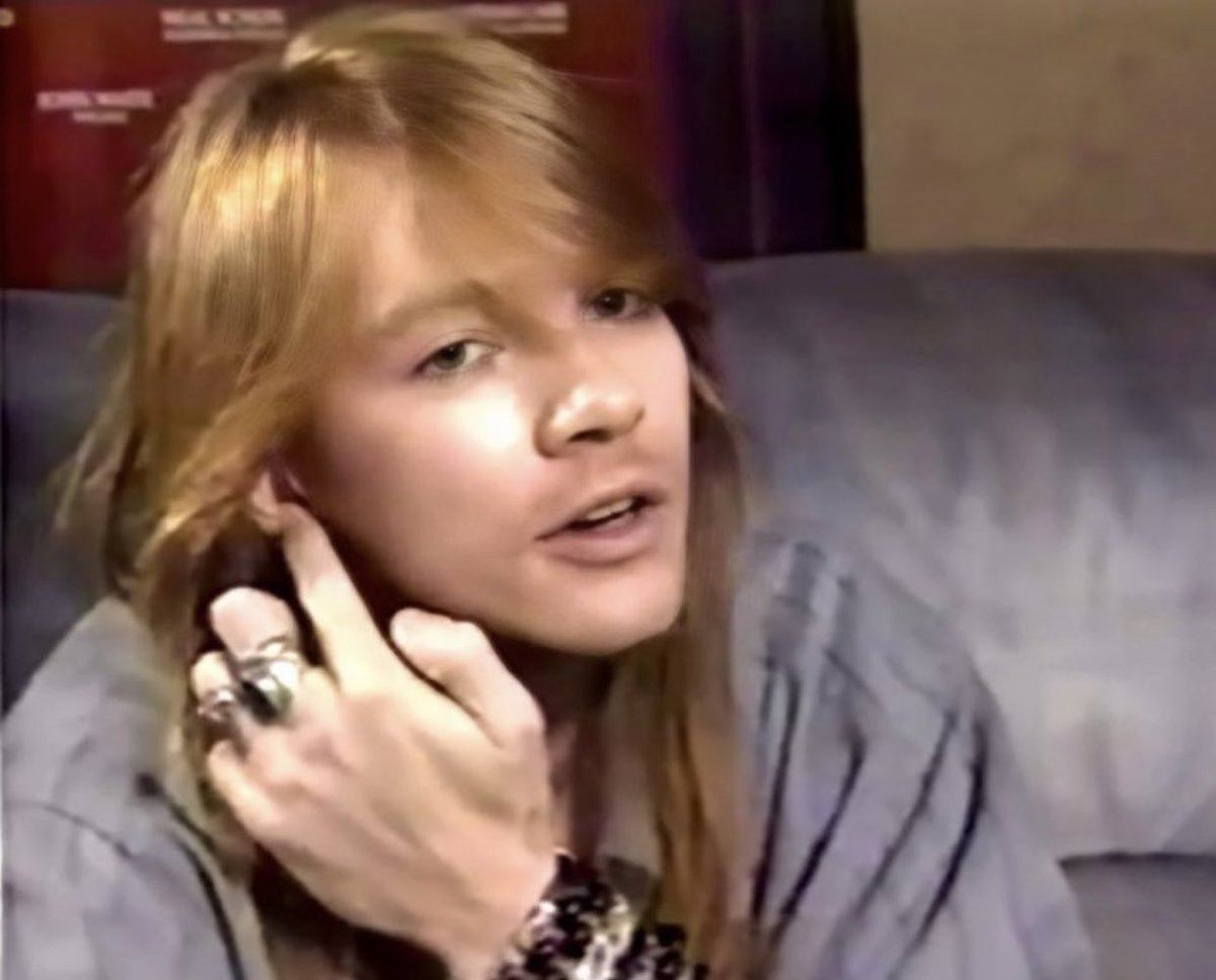 ؘ on Twitter "Axl Rose is perfect in every detail"