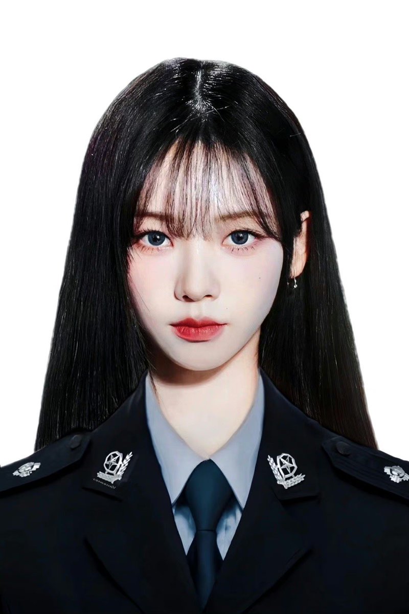 Kivst2's tweet photo. omg

#KARINA #유지민 #카리나 #カリナ  
#aespa #에스파 #エスパ https://t.co/kStGBzFcux