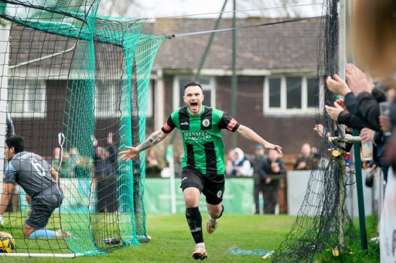 30 goals in all competitions.👑 

21 <a href="/IsthmianLeague/">The Pitching In Isthmian League</a> goals - the first Hillian to score 21 league goals since Super Pat in 2013/2014.🤩

4 FA Trophy goals, 3 Sussex Senior Cup goals and 2 FA Cup goals.🥅

Hitman Dan Perry, he’s one of our own.❤️

📸 <a href="/evagilbertphoto/">Eva Gilbert</a>

💚🖤 #COYH