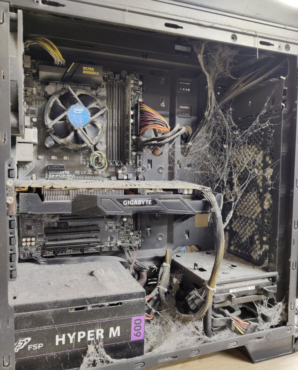 AORUS UK & IE tweet media