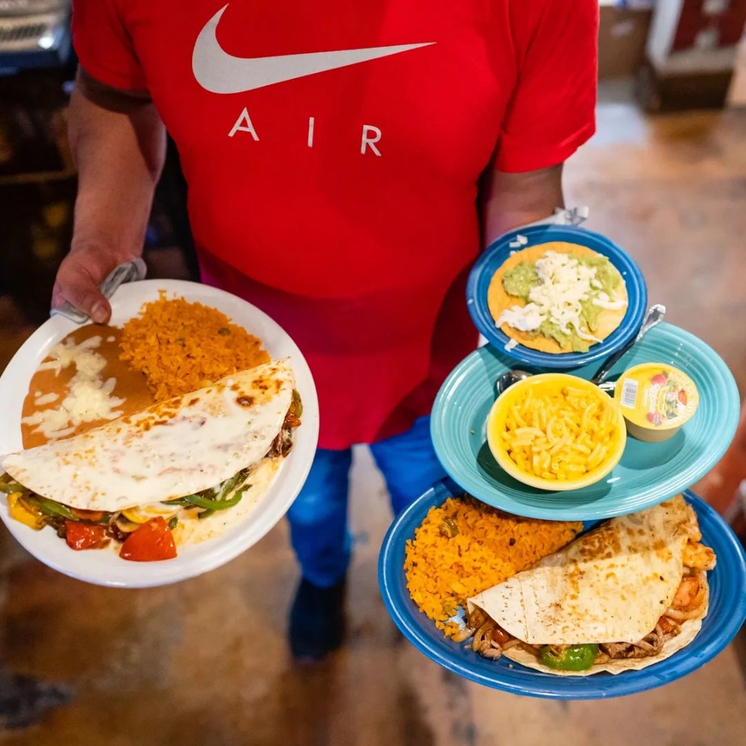 ZapatasMexKitch's tweet photo. Our food is prepared with time-tested recipes, fresh ingredients, and love. You can count on us for a great meal. https://t.co/KXDcrQdGhB