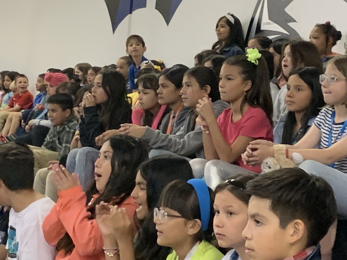 SArostegui_JDS's tweet image. 3rd-4th grade dragons rockin’ the house as they will rock next week’s STAAR tests! @JDrugan_PK8 #wevegotthis