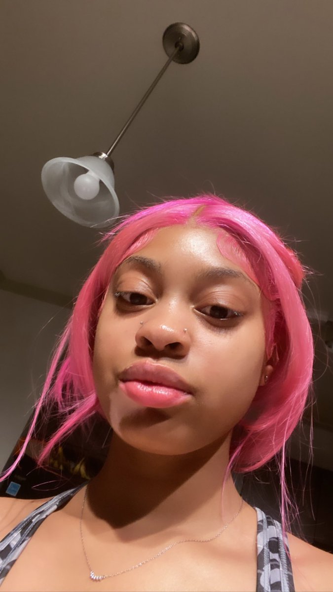 Alizaeeboo's tweet image. quote this with your natural face no filter ! Go …