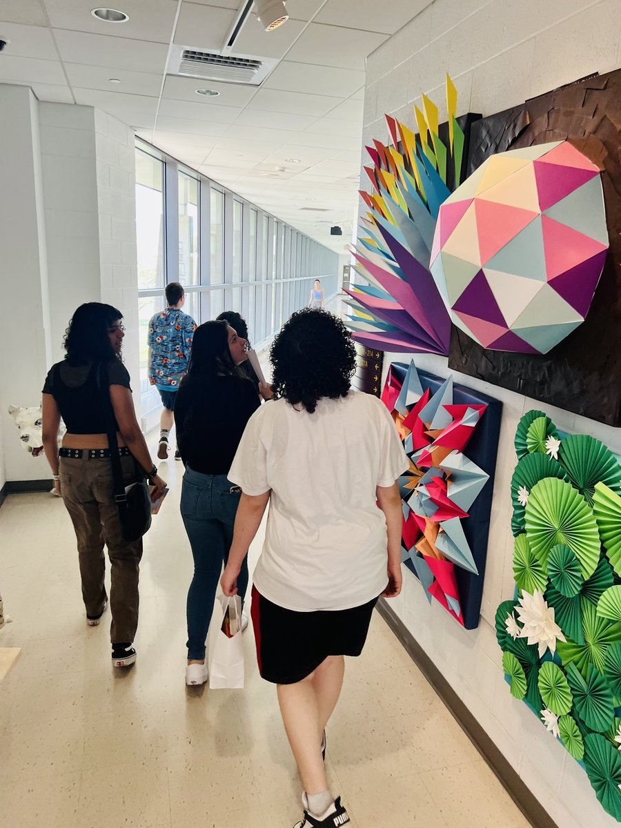 LisaComlyLMS's tweet photo. THANK YOU, @KutztownU and @candiceiloh for an incredible experience at #teenlibraryday! @RDGschools students performed original poetry, were captivated by Candice’s talk, asked thoughtful questions, and thoroughly enjoyed their campus tour. “Miss, can’t every day be like this?!” https://t.co/HUdwIrYc6r