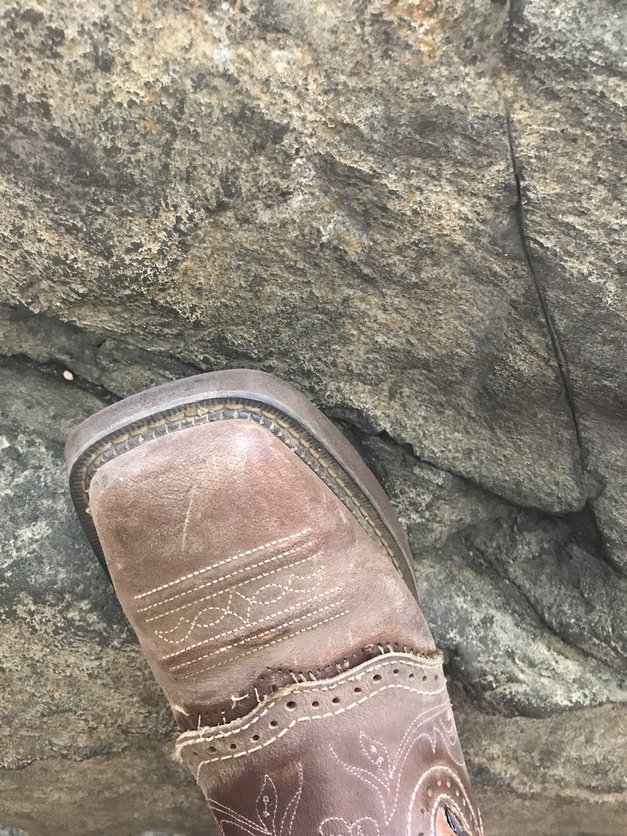 Hey <a href="/justinboots/">Justin Boots</a>, I don’t think this is supposed to happen after two months. Guess I need to go back to <a href="/bootbarn/">Boot Barn</a>.