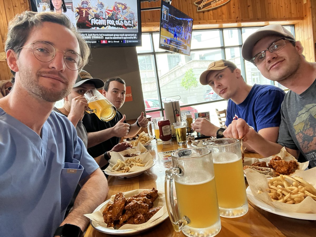 countrandall's tweet image. Nothing like Hooters wings and domestics for lunch with the boys! #alphamale @NickAdamsinUSA