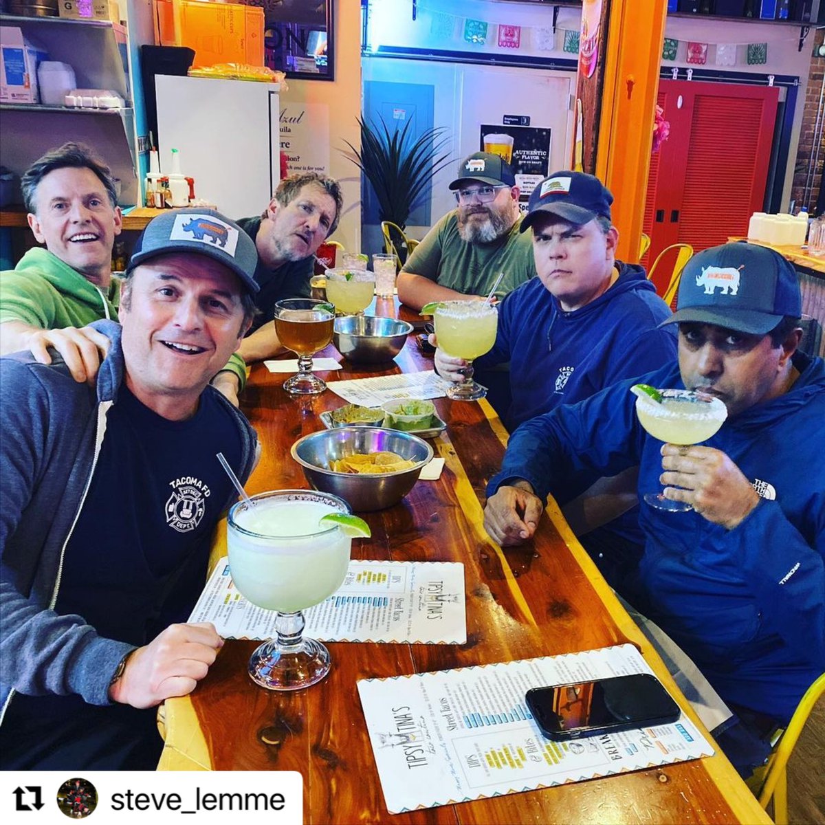 phudson's tweet image. Amazing things I get to do in my career. Keep hustling people. Go see @QuasiMovie on @hulu on 4/20.

#brokenlizard #quasimovie #Quasichella2023