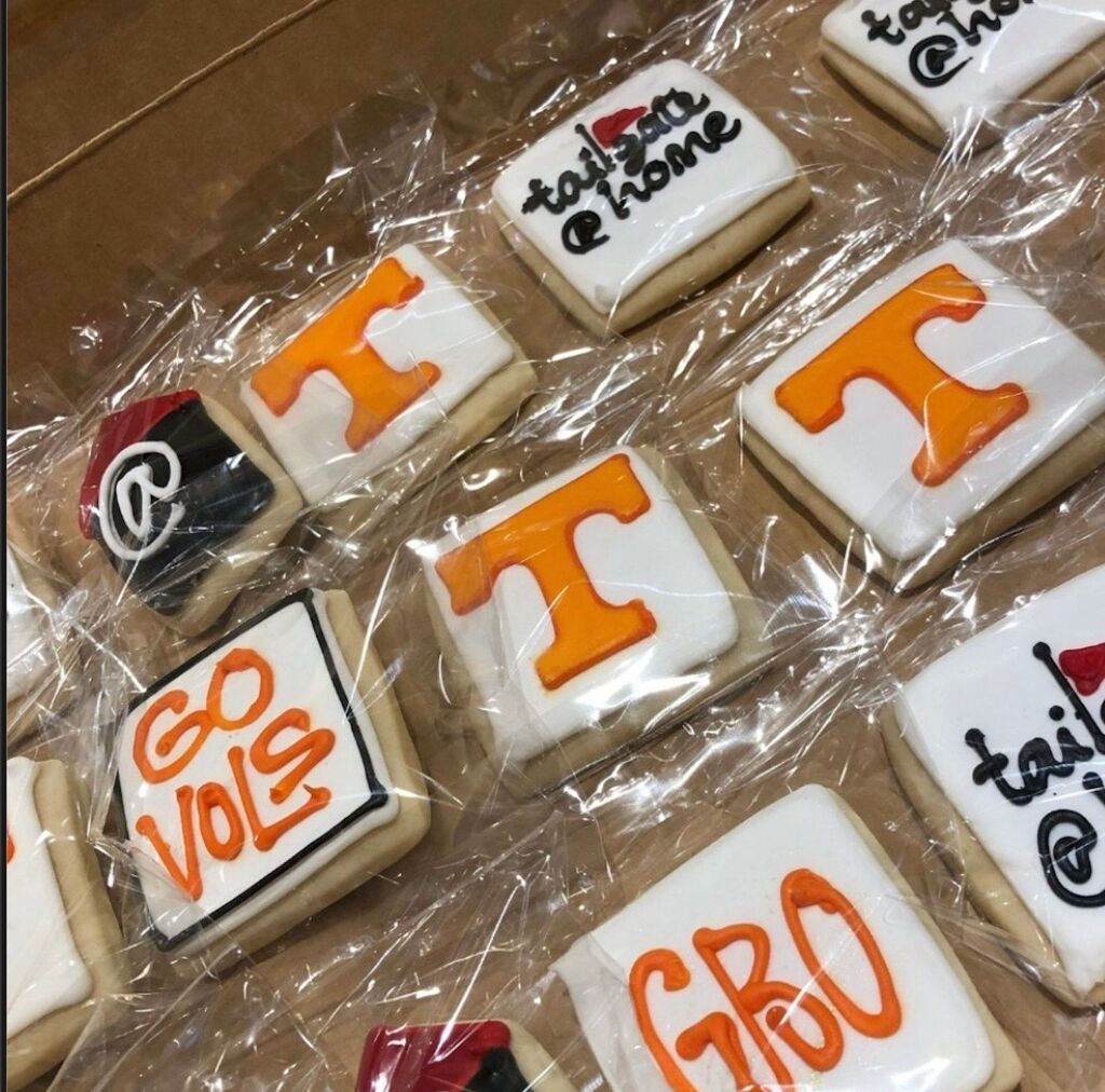 So good we had to put it on a cookie. Check out our Instagram page to learn more about @tailgateathome.

#tailgateinspo #tailgateparty #sportingevents #sportsparty #watchparty #recipeideas #hostingaparty