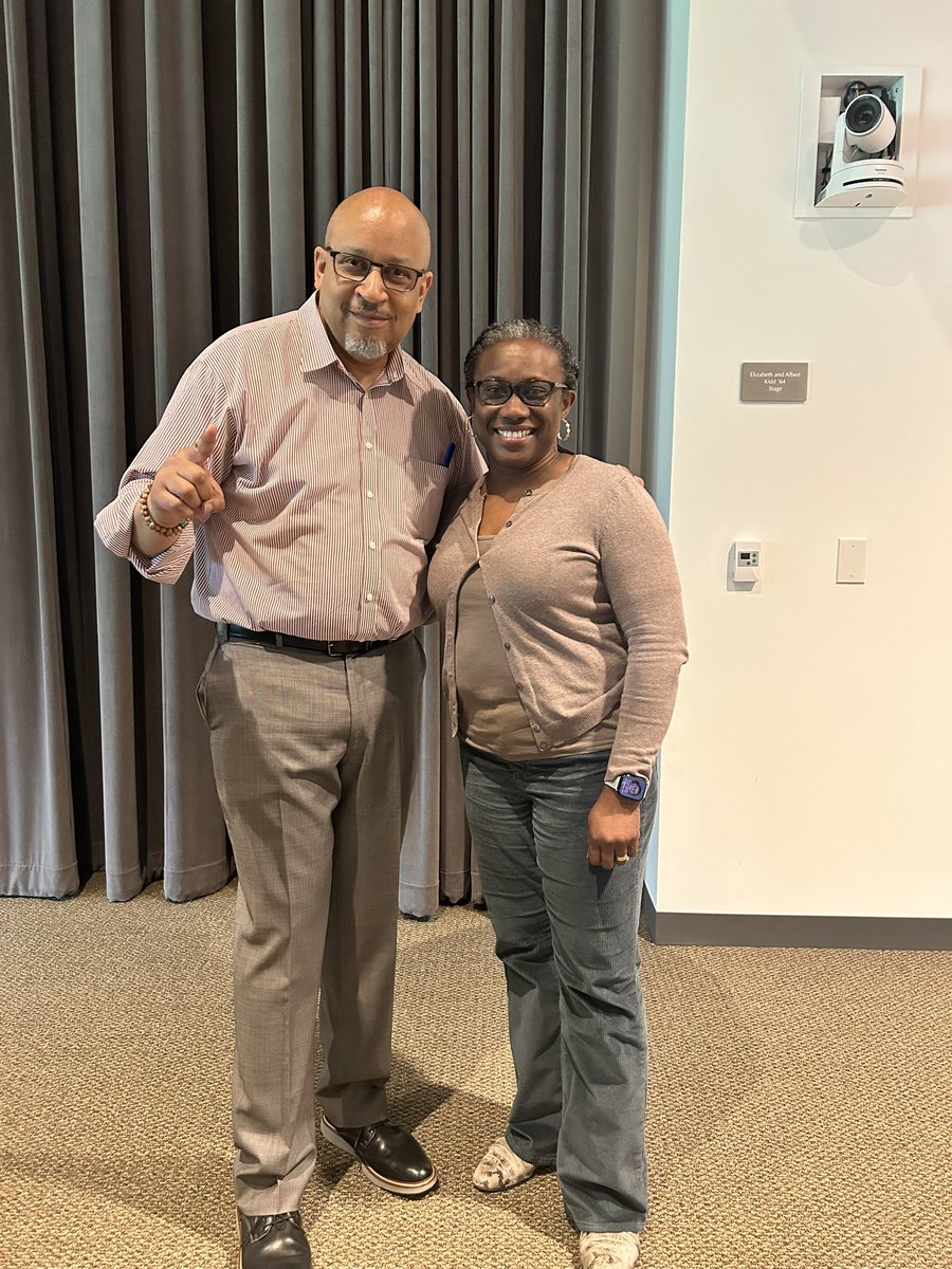 ebeleagu12's tweet photo. Always a learning opportunity with this gentleman! Thank you @PrincipalKafele for the knowledge you shared with us @Leaderpartners https://t.co/GKyNDAPoqn