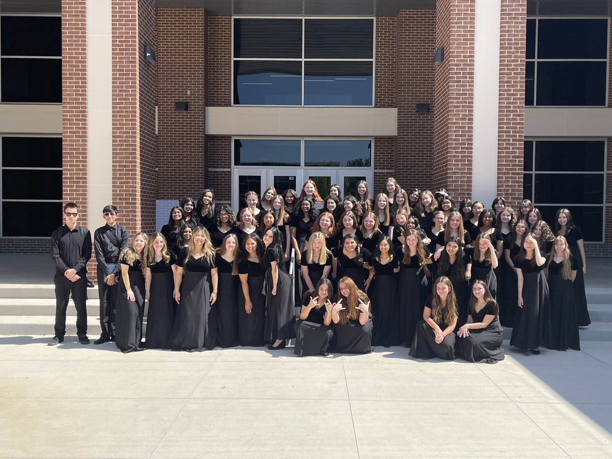 FloMo Choir tweet media