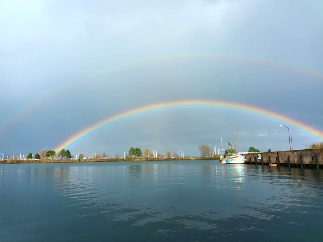 TS_Palm's tweet photo. Als wir gestern auf der Kieler Förde rumgeschippert sind, hatten wir echt wechselhaftes Wetter.
#HEI #Dithmarschen #SchleswigHolstein #derechteNorden #Heide #StadtHeide #Kiel #KielerFörde #redshoesontour #sportbootführerschein #Sportboot #motorboot #Meererleben #mehrMeer https://t.co/f1DmAOp3eH