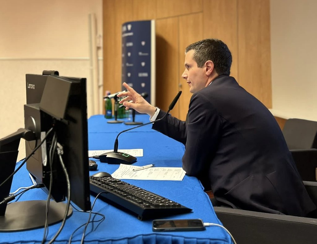 fdicos10's tweet photo. 👩🏻‍💻👨🏽‍🏫📱Prima giornata del modulo in Comunicazione pubblica digitale del Master @mics_luiss. Oggi con me, il direttore del Master @frangiorgino e Mario Morcellini sono intervenuti @glmannheimer Stefania Romeo @aleiapino @cbuquicchio #pasocial @LUISSSoG @Fondazione_FID https://t.co/Qh7r9rofKn