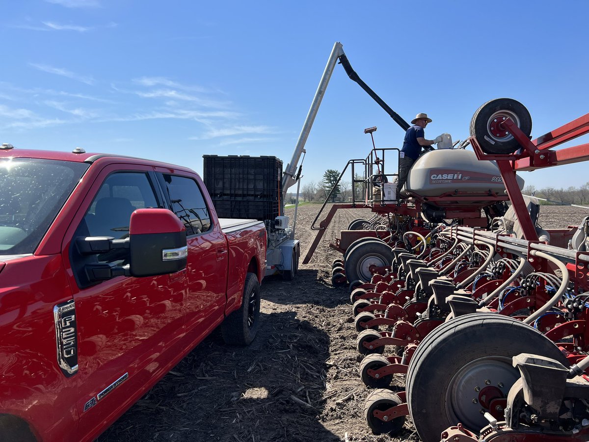 Pit stop #plant23 <a href="/jhunt80/">Jake Hunt@ Huntfarm</a>