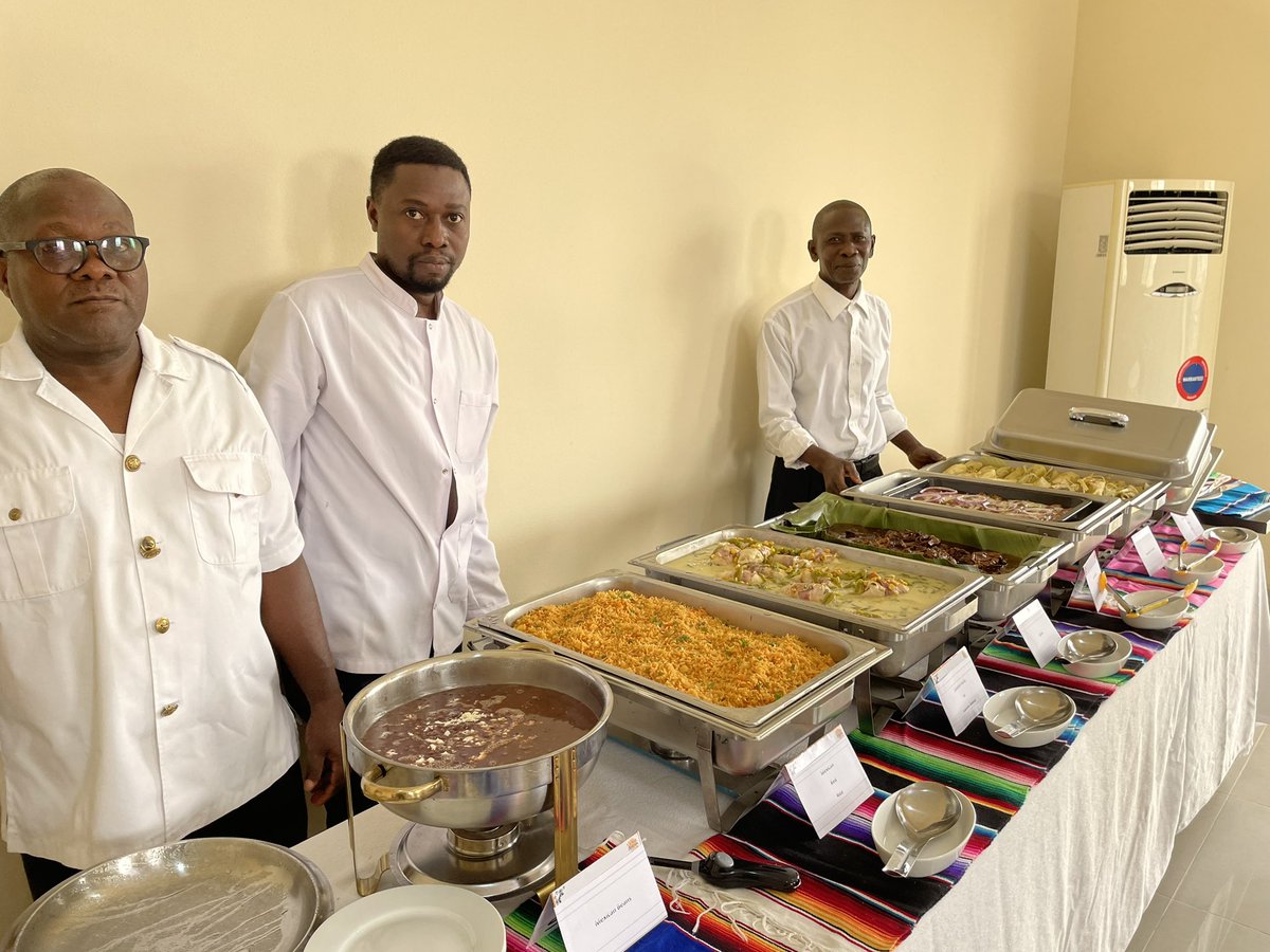 AlfredMirandaO's tweet photo. Con rica comida mexicana celebramos este día. https://t.co/9yTDJobkRc