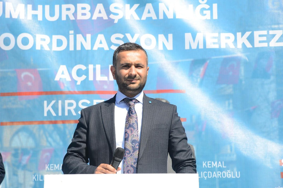 Devakirsehir's tweet photo. SANA SÖZ KIRŞEHİR!

Özgürlük Gelecek, liyakat gelecek, İleri Demokrasi gelecek, Fırsat eşitliği gelecek, ücretsiz Eğitim gelecek! https://t.co/vt7qdoAXsk