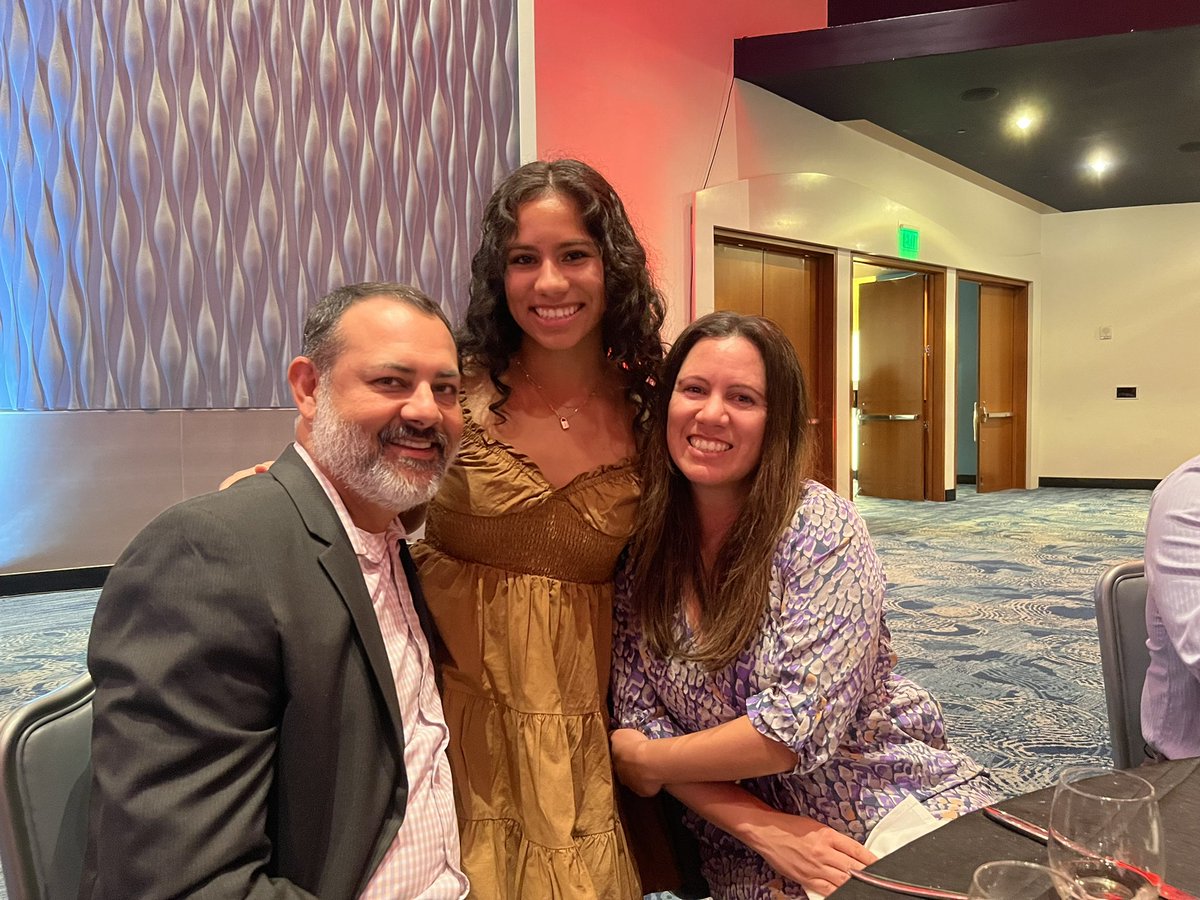 Jmurraschott's tweet photo. I was honored to be celebrated by the @FalconsCR and to represent @HoochGirlsFlag @Hooch_Athletics as a finalist for the Trailblazer Award. It was a great evening with some of GA’s finest athletes, coaches and staff including @depa_michael. Thanks for everything! https://t.co/DBsekv8BZw