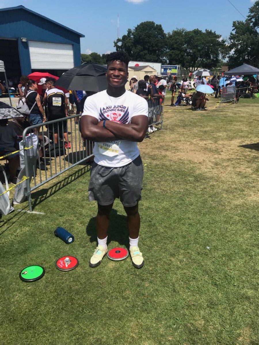 Sports in Kansas tweet media