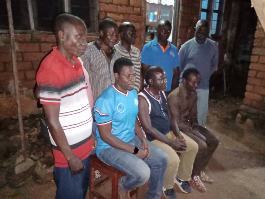 Chademawz's tweet photo. #Mwambao wa ziwa TANGANYIKA

Na " Mhe. Daniel Maltin" mjumbe wa sekretariet ya kanda ya Magharibi, mwenyekiti wa BAVICHA mkoa wa Kigoma "Boniphace Chuzura", wakiendelea na ziara ya maandalizi mwambao wa ziwa Tanganyika kwenye kata za Kalya, Igalula, Herembe, Sigunga, Sunuka,... https://t.co/E1UwYZvIm8
