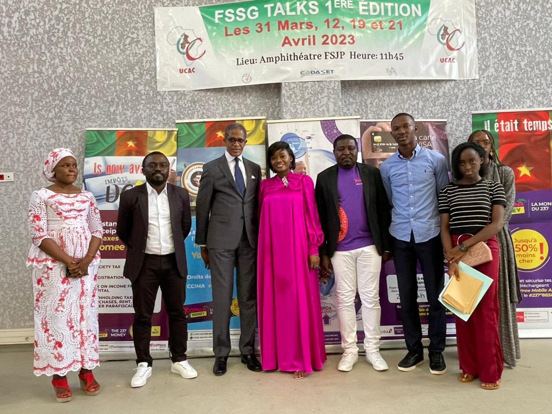 Yoomee_mobile's tweet photo. 1ère édition du "FSSG Talks" à la FSSG de l'Université Catholique d'Afrique Centrale (UCAC) le 12 avril, sur l'insertion professionnelle des étudiants.
Invitée d'honneur : la Directrice Générale Adjointe de Yoomee Mobile, Mme Christelle MAFOKEM. 

#opportunite #ucac #YoomeeMobile https://t.co/wLNPYRvxLW