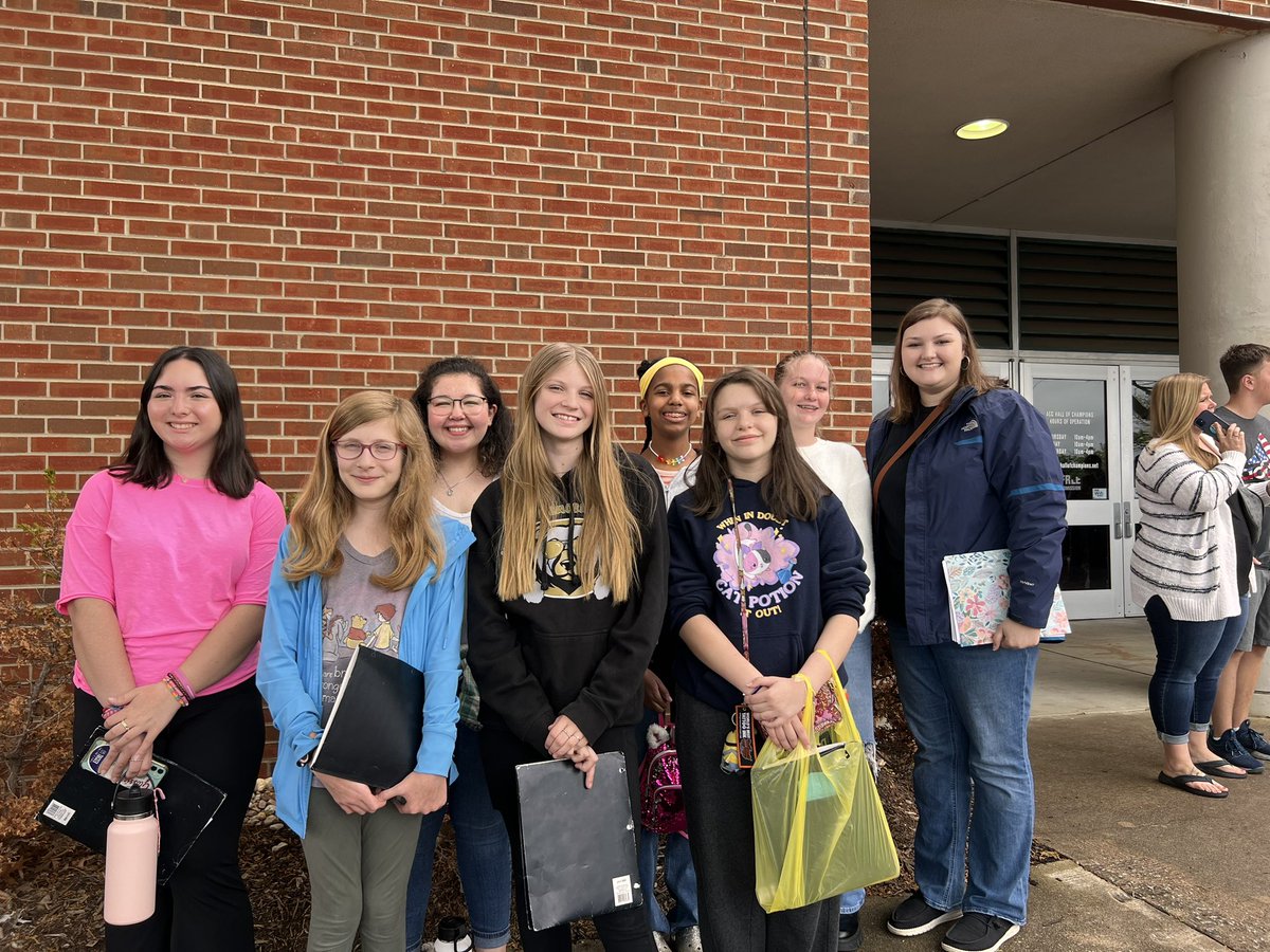 Sarah Crews tweet media