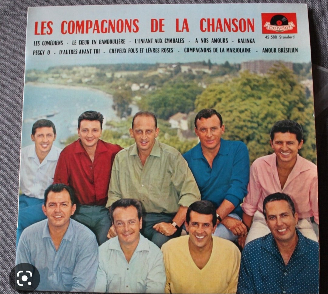 blec_louis's tweet photo. @leconquiosetout Les cons pagnons de la chanson ! https://t.co/YqzTgKrj23