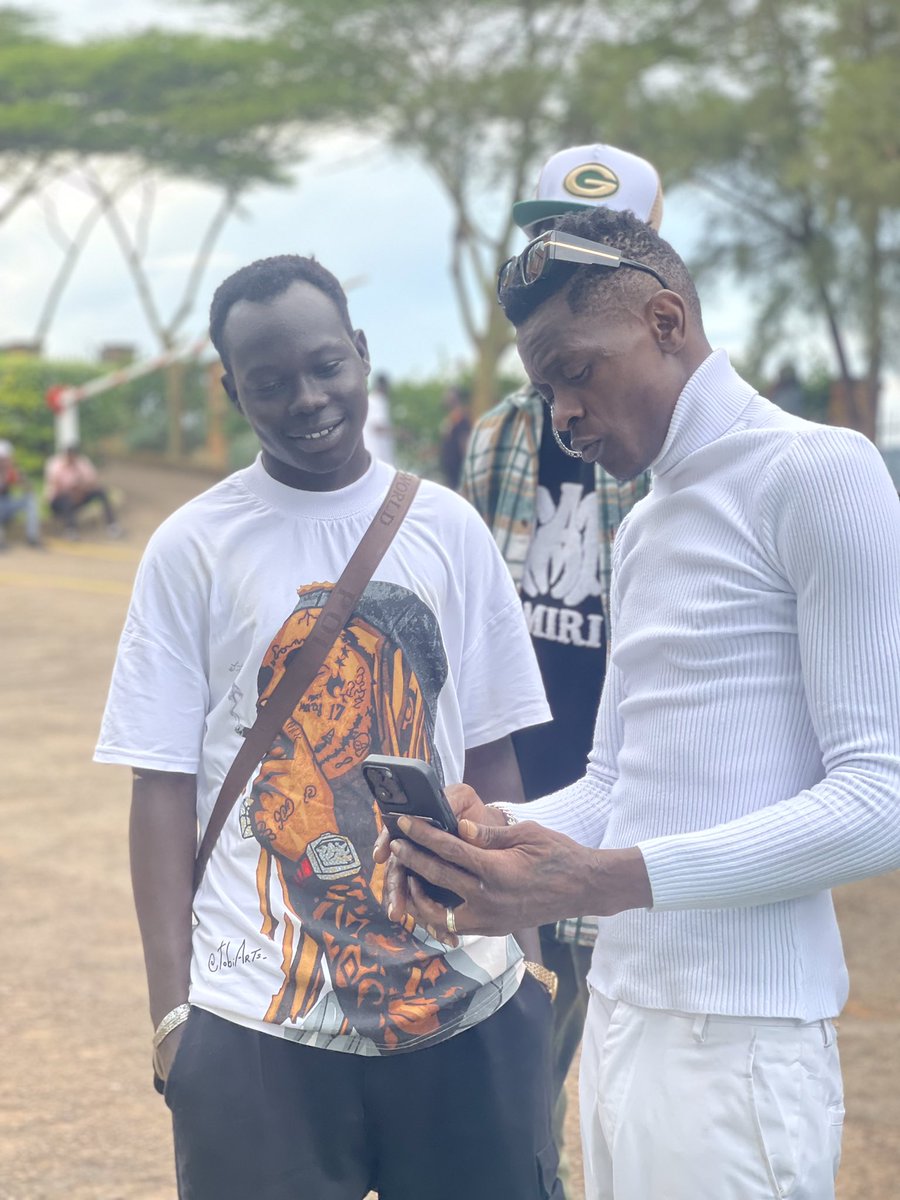 FlashUG1's tweet photo. Video shooting JOHN FROG FT CHAMELEON🔥 https://t.co/u9K3XXgNZW
