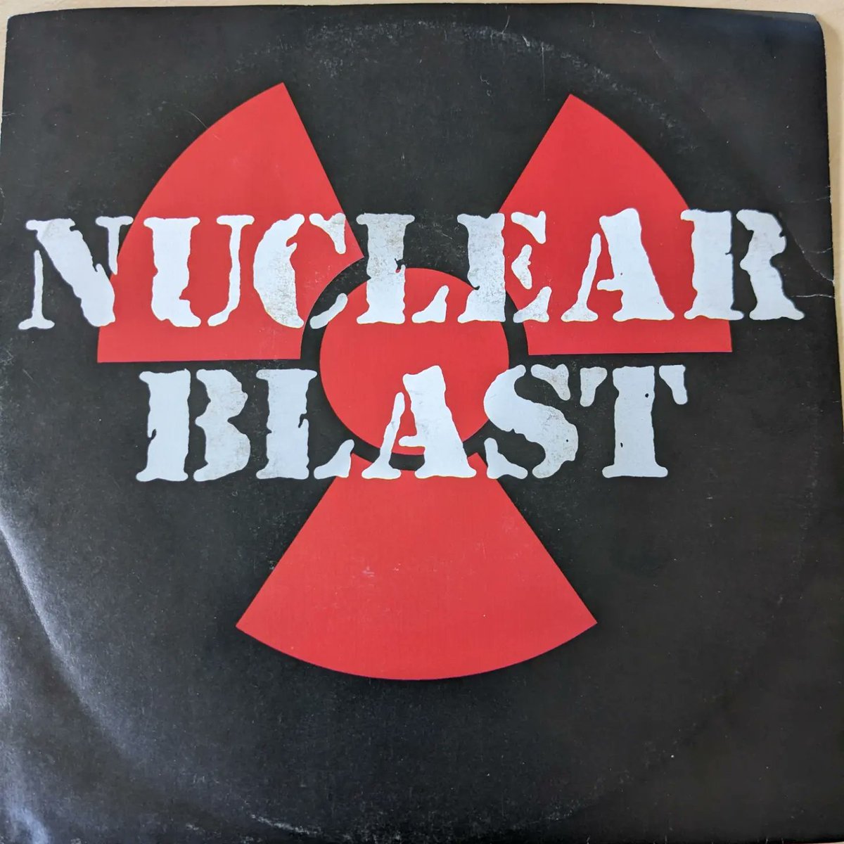 hypocrisyband's tweet photo. Here is our very first released 7inch from 1992🔥
What Hypocrisy stuff you have in your collections from 90's?
#HypocrisyCollection
@nuclearblast
#hypocrisyband #HypocrisyChapter1 https://t.co/dufdBU5txj
