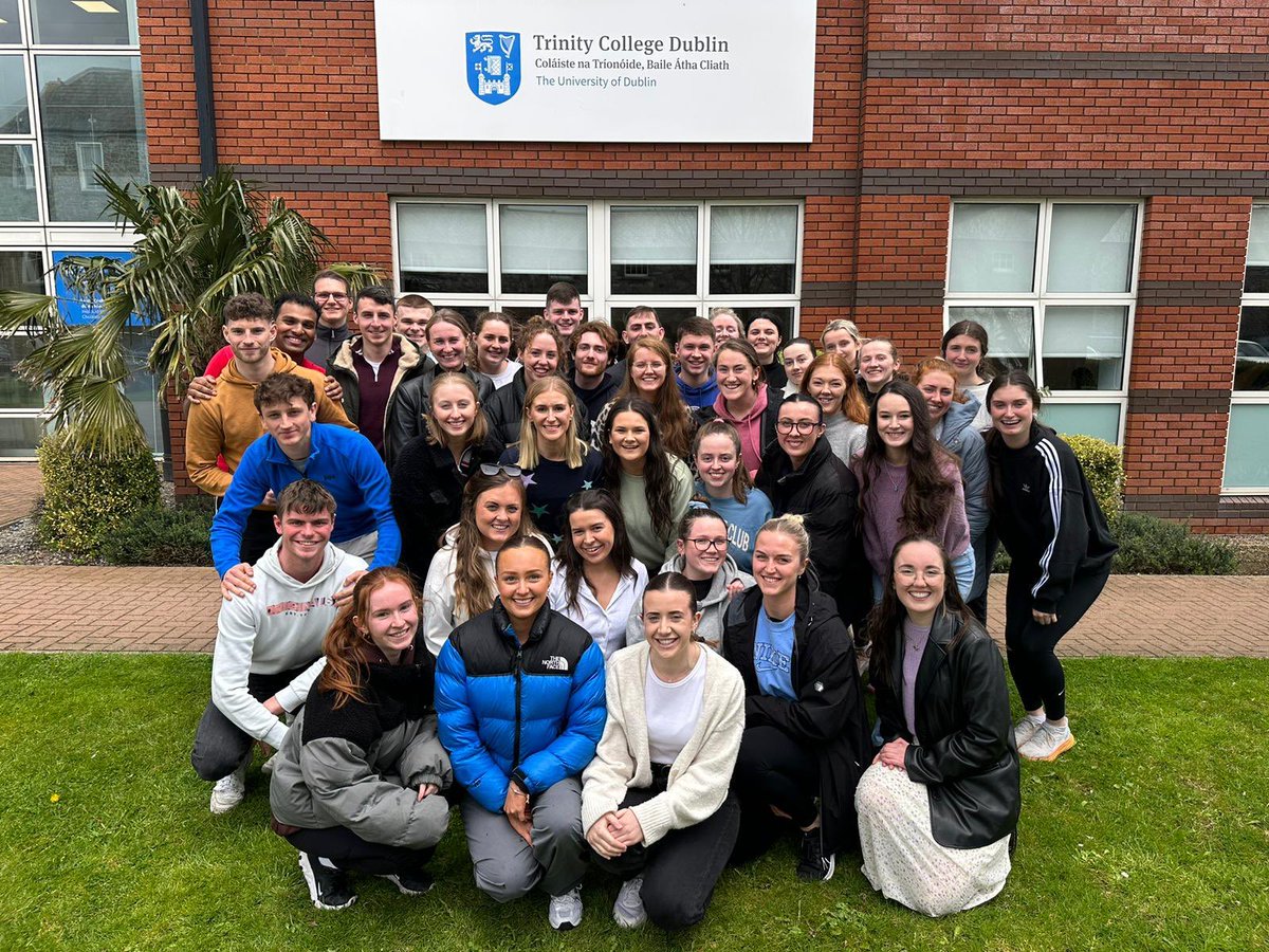 Last day of lectures ever! <a href="/PtTcd/">Physiotherapy TCD</a> 
4 years, and 1000+ hours of placement done and dusted!🎉 Excited for the next chapter🥰🤓
