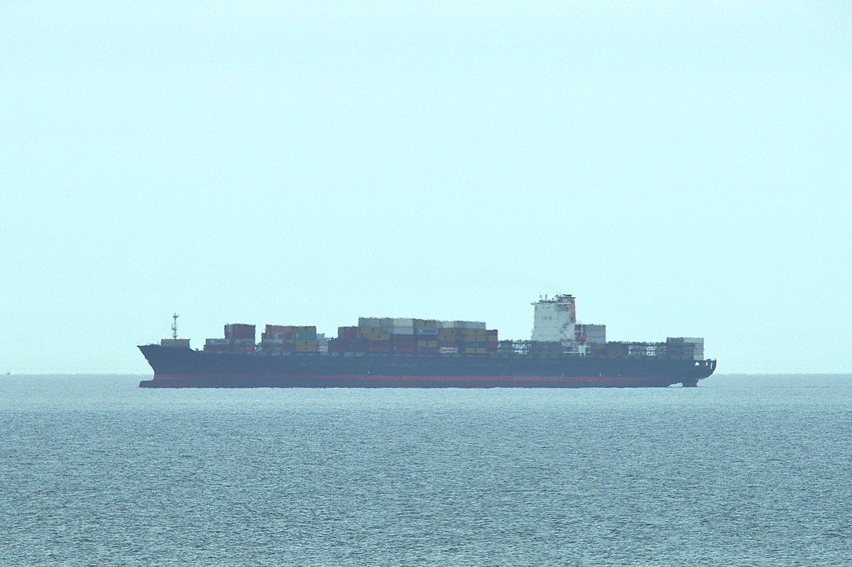 johnmorgan726's tweet photo. The MSC UBERTY, IMO:9337444 en route to Norfolk, Virginia, flying the flag of Liberia π±π·. #ShipsInPics #ContainerShip #MSCUberty https://t.co/xrgH9IGbak