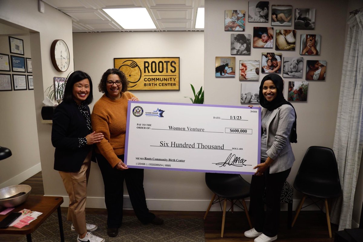 In honor of #BMHW23 we’re highlighting Roots Community Birth Center. Last week, we were thrilled to give Roots a $600K check to help expand their inspirational model of compassionate, culturally-centered care driven by the mission of reducing BIPOC maternal mortality rates.