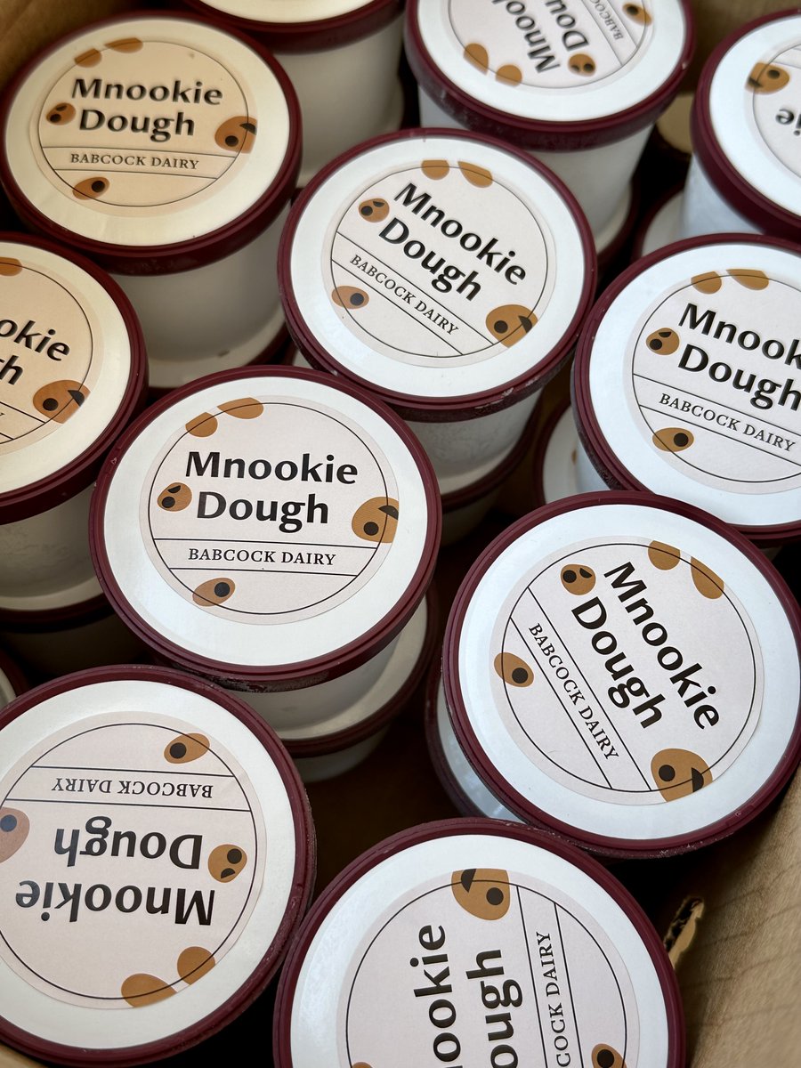 There's no better Wisconsin way to #CelebrateUW than with the unveiling of a new ice cream flavor named after our @uwchancellor. *drumroll please* Introducing Mnookie Dough from @babcockdairy 🍪🍦