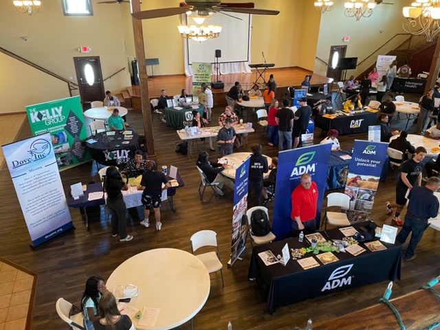 WIS is thrilled to have worked alongside the EDC of Decatur &amp; Macon County and the <a href="/DecRegChamber/">Decatur Regional Chamber of Commerce</a> to present a hiring event for high school seniors. Seniors looking to enter the workforce were able to network with employers and take the first steps in securing rewarding careers!