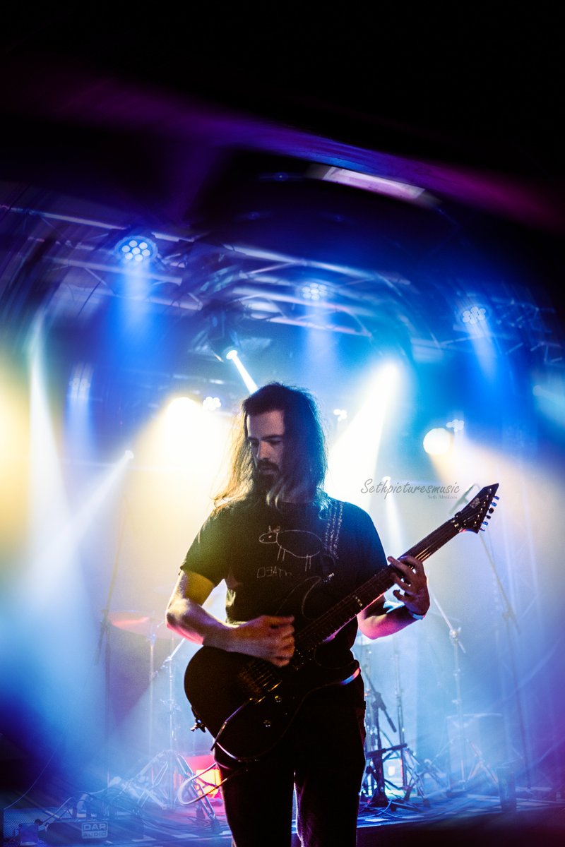 SethAbrikoos's tweet photo. The first band of tonight: Baneham!
Facebook event: Metal Battle Veldslag West: #HeadlessHunter + #Baneham + #Serotonia + #Ylisia | @Baroeg
.
.
.
#sethpicturesmusic #sethabrikoos #sonyalpha #photographer #photography #concertphotography #sonyalphaphotography #poppodium
🤘✌️ https://t.co/4JCvteM7jc