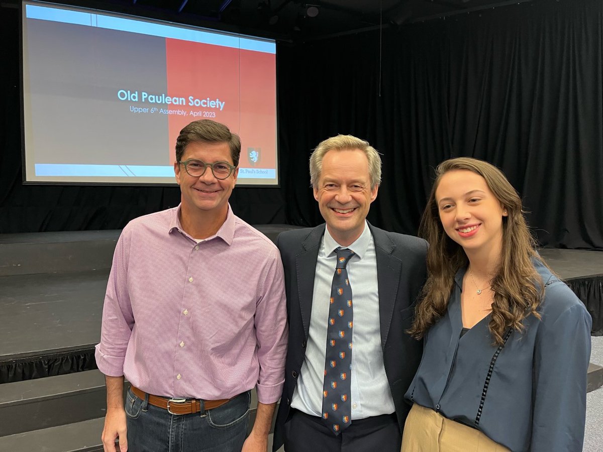 Read more about the Upper 6th assembly about The Old Paulean Society this morning. Mr Edge invited two former pupils, Anthony and Anna Carolina, to speak more about the importance of the community in the life beyond school.
stpauls.br/thepaulean/the…