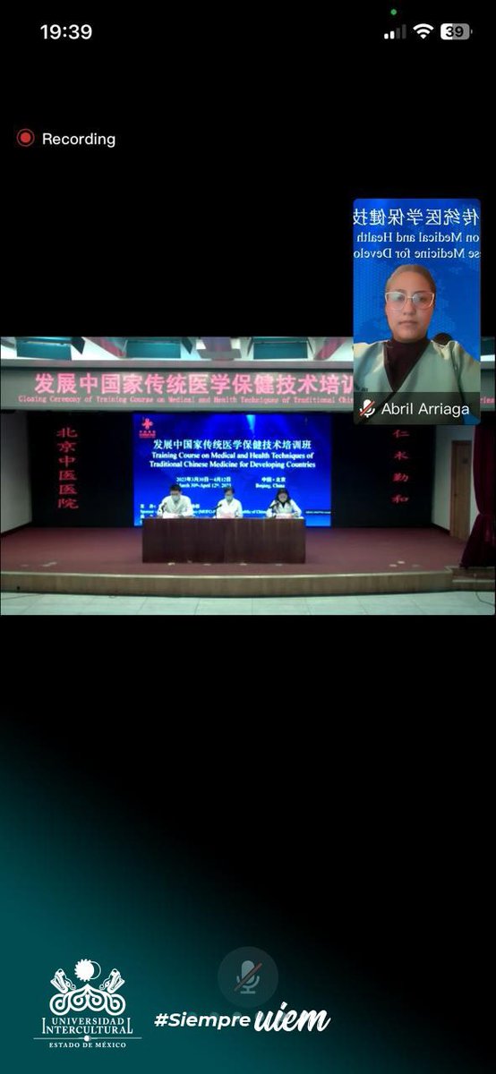 UIEMOficial's tweet photo. ✨Abril Arriaga y Diego Sommerz, estudiantes de #SaludIntercultural, participaron en el seminario "Training Course on Medical and Health Techniques of Traditional Chinese Medicine for Developing Countries", con una destacada participación del alumno Diego Sommerz  #OrgulloUIEM 💚 https://t.co/CxOcwpRI7D
