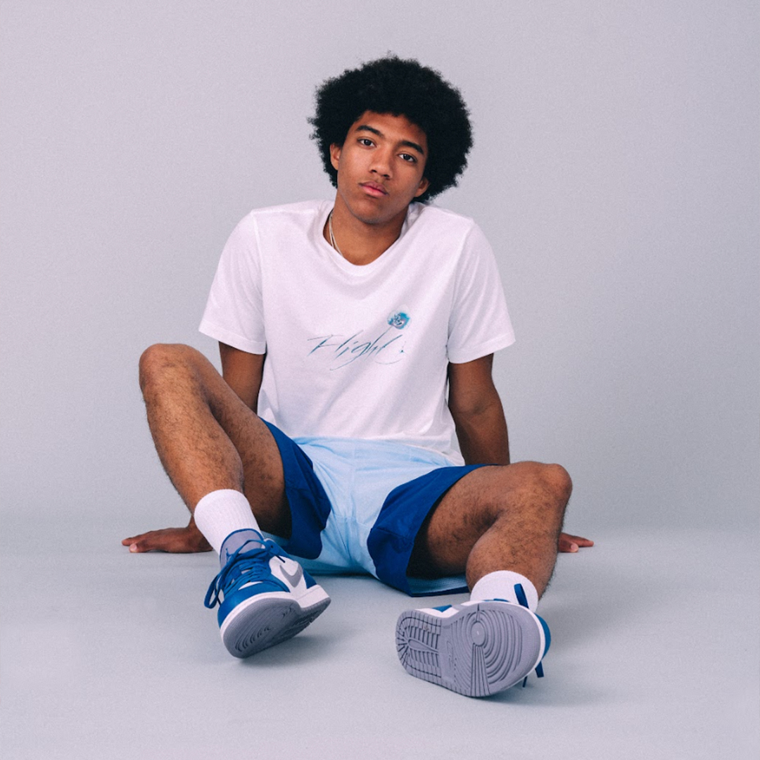 jdsportsus's tweet photo. It's Friday but you rep your lifestyle Every. Damn. Day. 🏀

Check out curated #Jordan styles just in time for #JordanFriday. https://t.co/We3qkmcI3u https://t.co/ESlld4T2DG