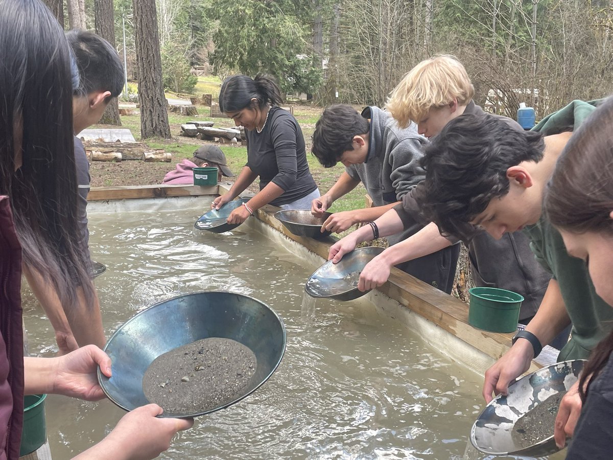 LPHolland's tweet photo. More fun activities at our inaugural Grade 10 leadership camp #sridge https://t.co/4FyhyAr6je