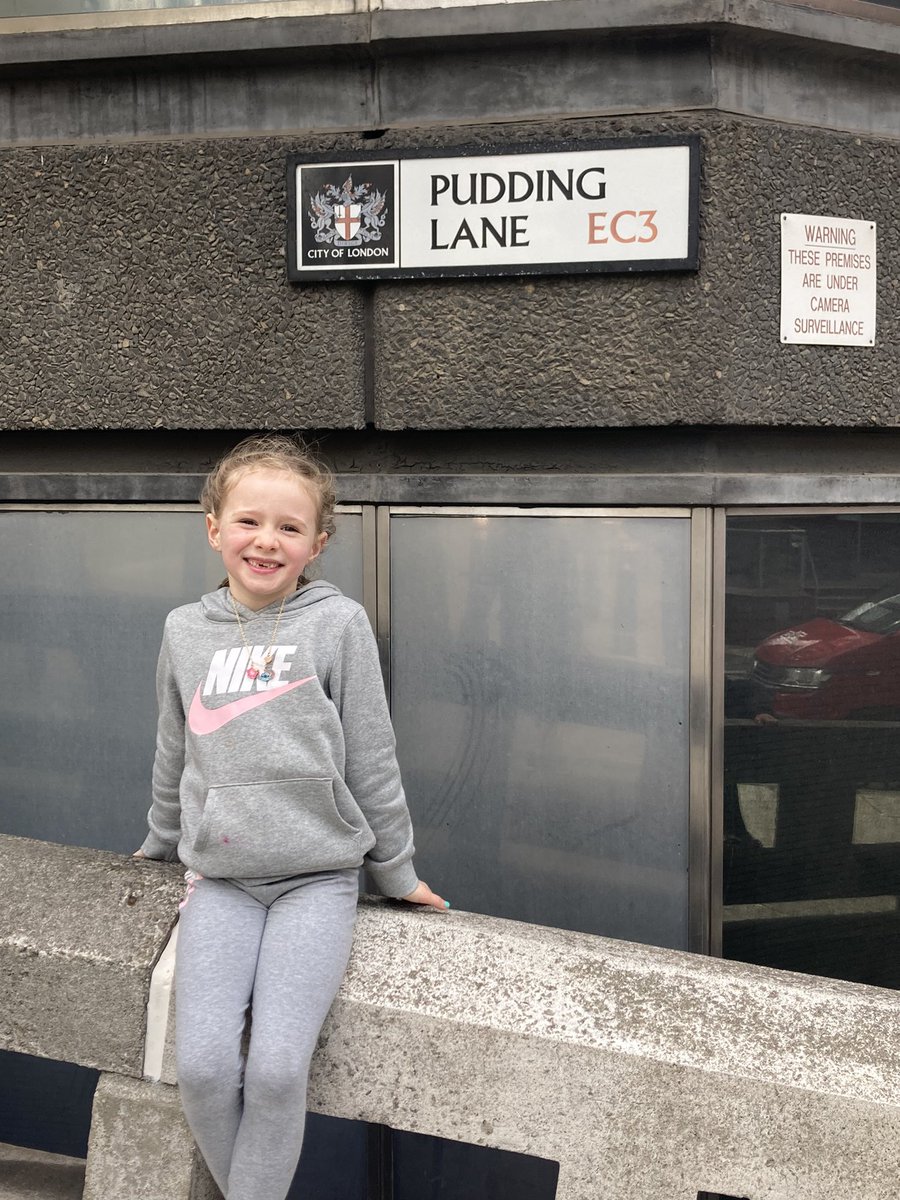 PenningtonJ1978's tweet image. Year 2 curriculum at @rothwellstmarys  left an impression this term - a day in London spent seeing the sights! 
🔥 🔥 🚒 👨‍🍳 🔥 🔥 

#PuddingLane #GreatFire #Monument

@KPen_MFL