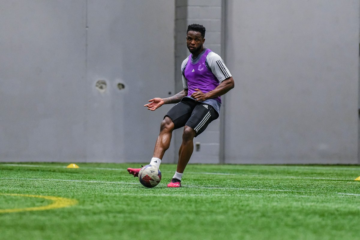 mnufc2's tweet photo. loading ▪️▪️▪️ https://t.co/CcUYhwDSIk