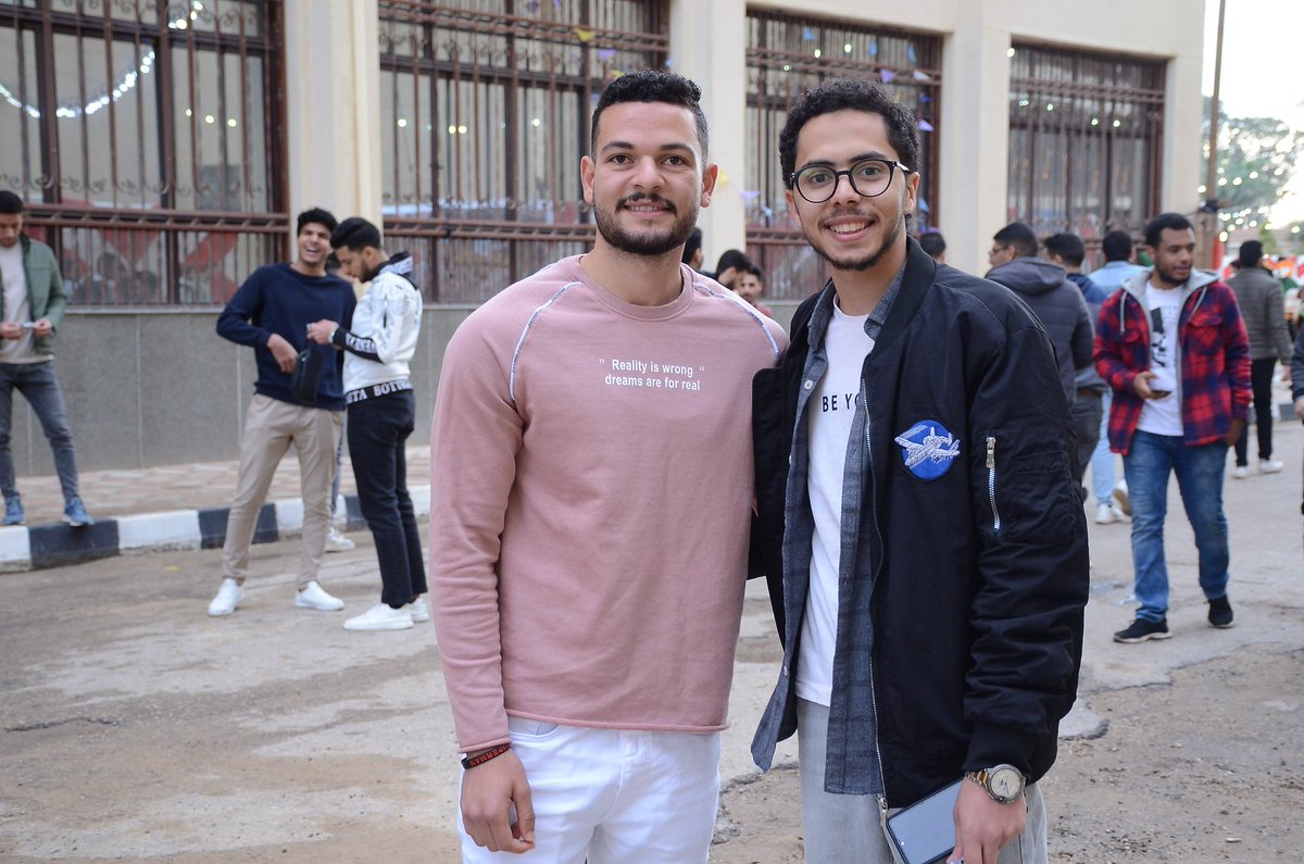 تعالي اشربي ببس😎