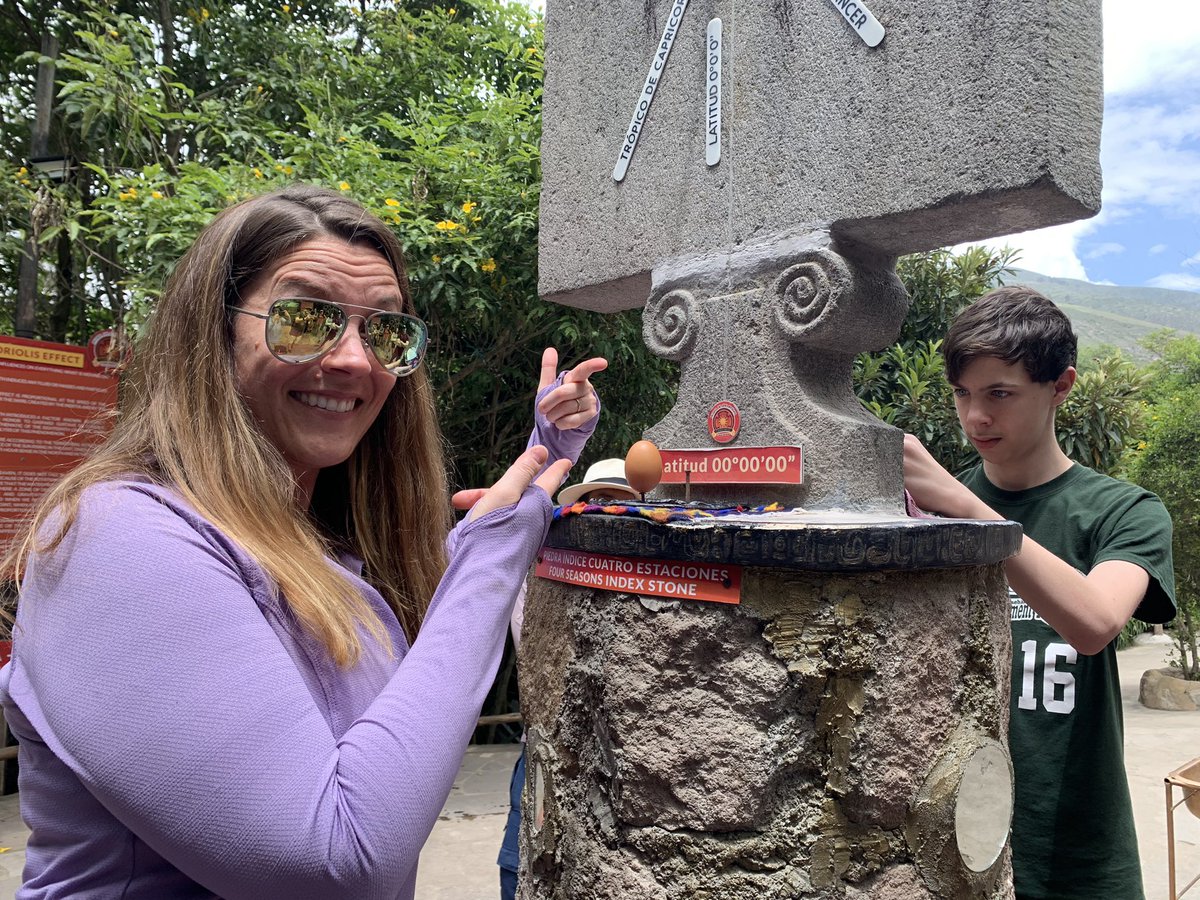 WorldExplorers2's tweet photo. #Miscoe 7th &amp; 8th graders having fun at the equator! #weareworldexplorers #explorica #mursdinspires #intananmuseum #equator #Ecuador https://t.co/OYKobfQSWJ